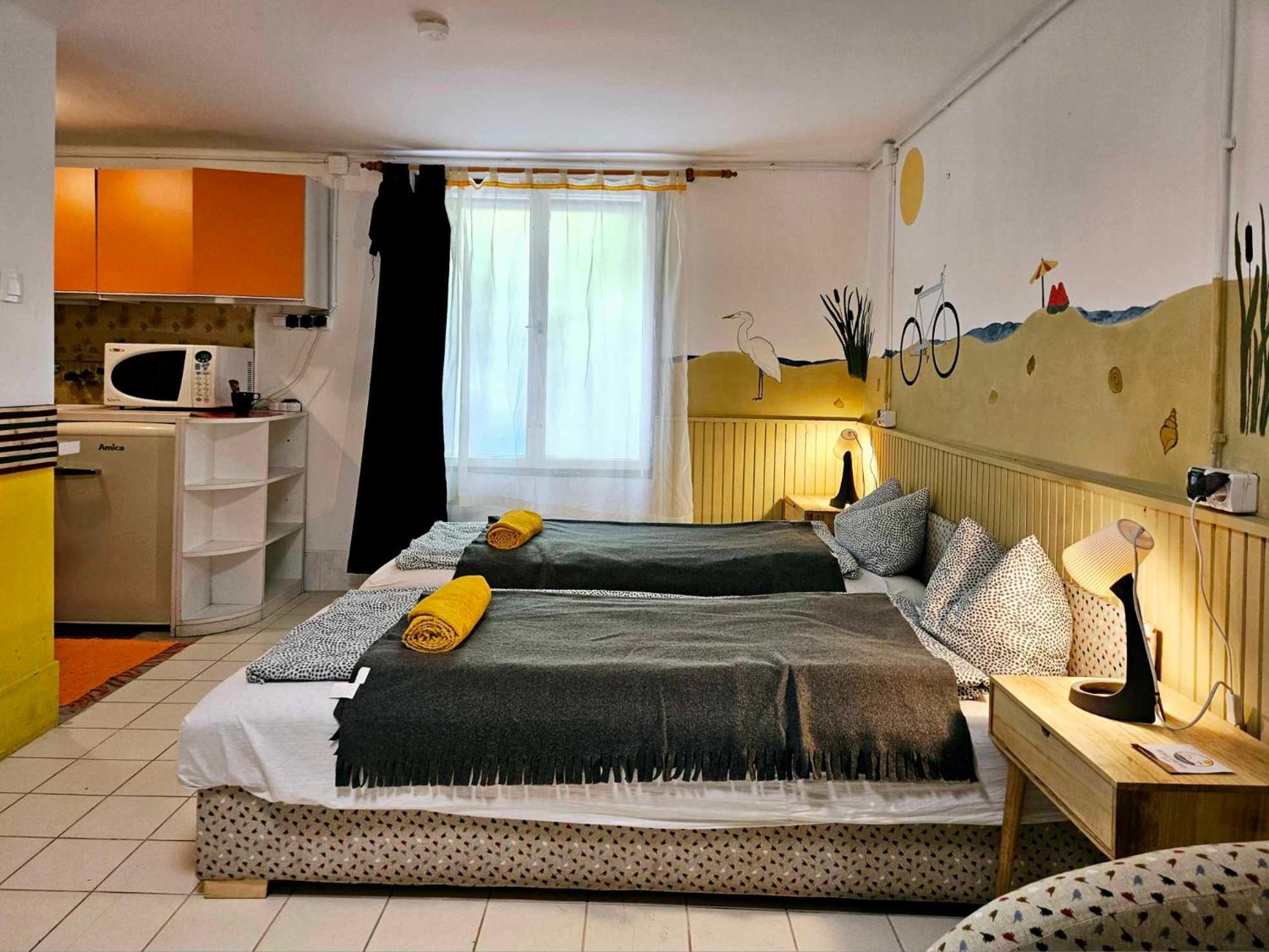 Apartment for Cyclists RIDE IN Balatonalmádi Exterior foto
